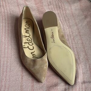 *Never Worn* Sam Edelman Tan Flats Timeless Design